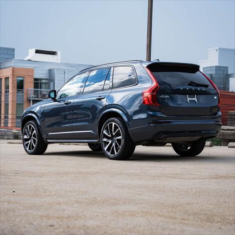Photo of 2023 Denim Blue Metallic Volvo XC90 Recharge Plug-In Hybrid