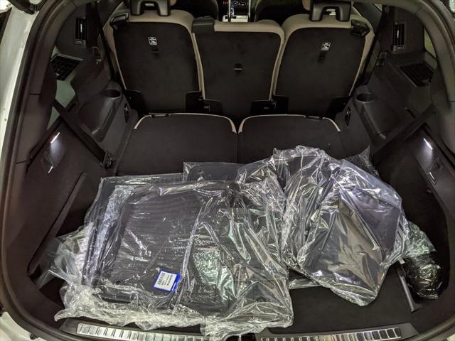 Photo of 2025 White Pearl Volvo XC90 Plug-In Hybrid
