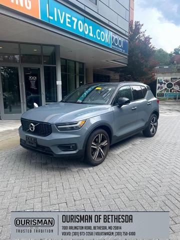 Photo of 2021 Thunder Gray Metallic Volvo XC40