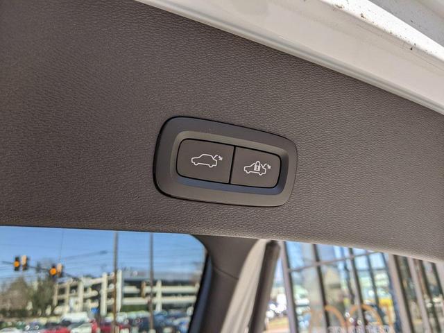 Photo of 2024 White Volvo C40 Recharge Pure Electric