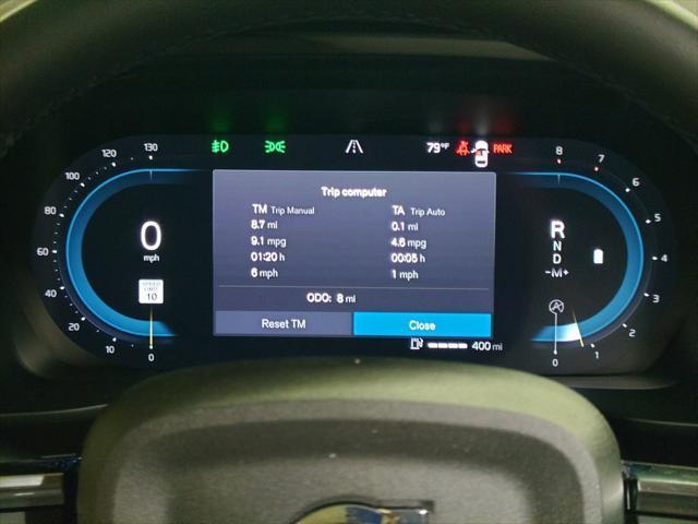 Photo of 2025 Onyx Black Volvo XC40