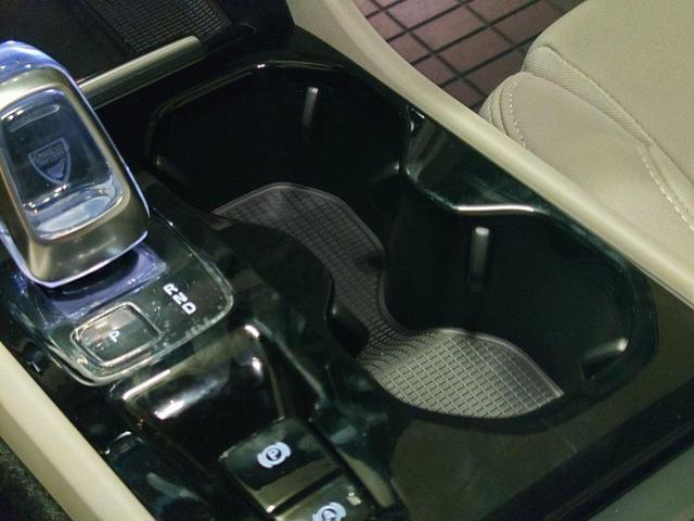 Photo of 2025 Sage Volvo XC40