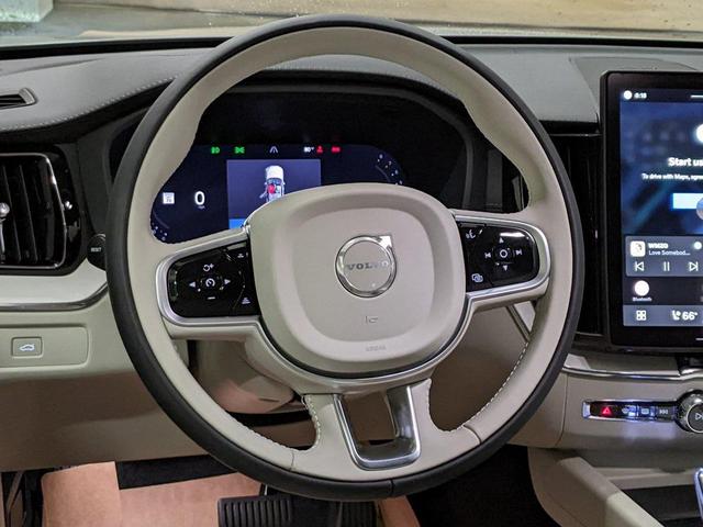 Photo of 2026 Gray Volvo XC60