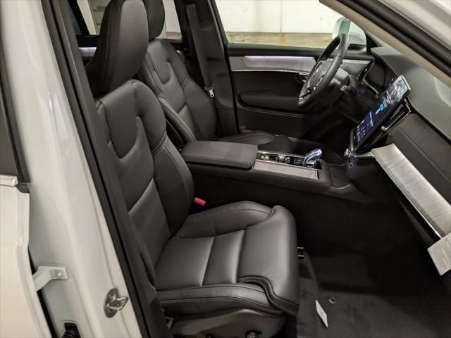 Photo of 2025 White Pearl Volvo XC90 Plug-In Hybrid