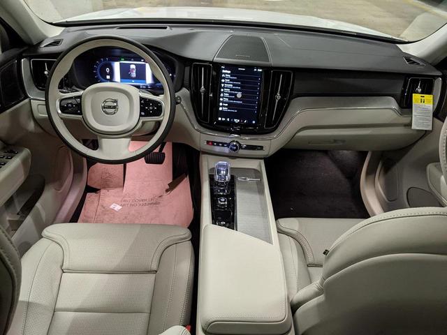 Photo of 2025 White Pearl Volvo XC60 Plug-In Hybrid