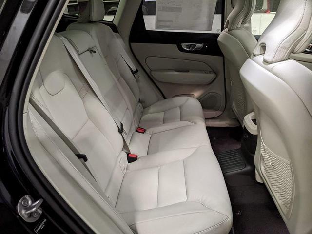 Photo of 2025 Onyx Black Volvo XC60 Plug-In Hybrid