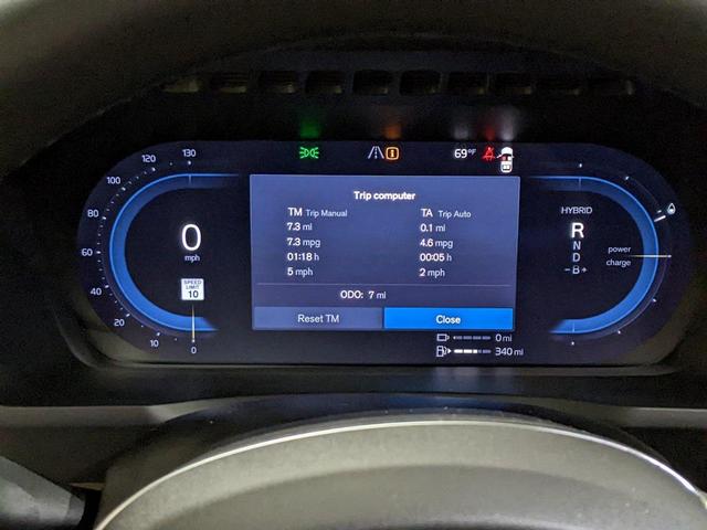 Photo of 2025 White Pearl Volvo XC90 Plug-In Hybrid