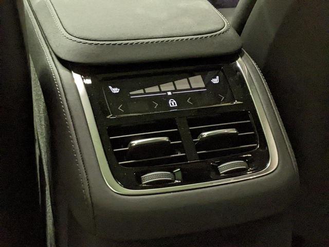 Photo of 2025 White Pearl Volvo XC90 Plug-In Hybrid