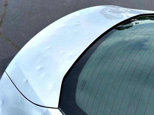 Photo of 2018 Silver Ice Metallic Chevrolet Malibu