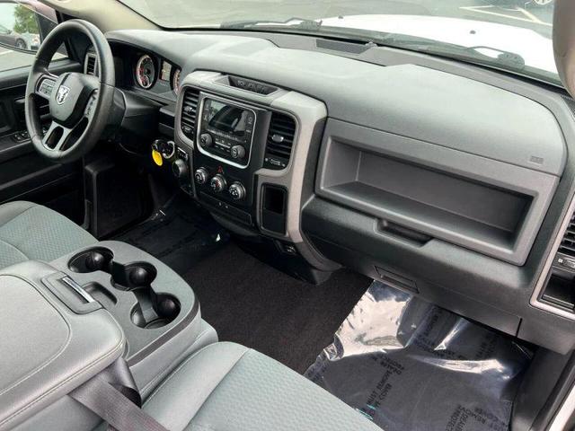 Photo of 2017 Bright White Clearcoat RAM 1500