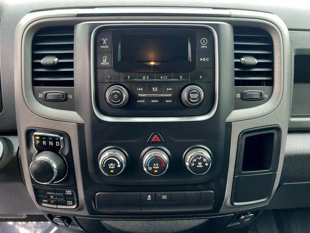 Photo of 2017 Bright White Clearcoat RAM 1500