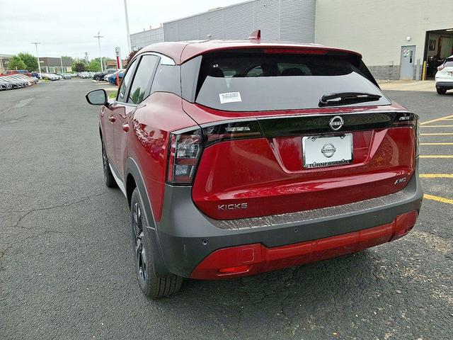 Photo of 2025 Scarlet Ember T Nissan Kicks