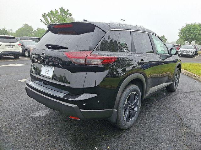 Photo of 2025 Black Nissan Rogue