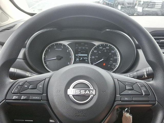 Photo of 2025 Cloud White Nissan Versa