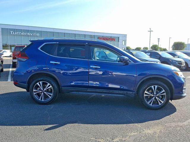 Photo of 2020 Caspian Blue Nissan Rogue