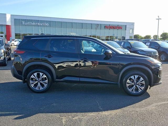 Photo of 2023 Black Nissan Rogue