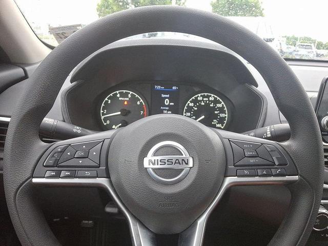 Photo of 2022 Gun Metallic Nissan Altima