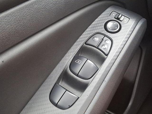 Photo of 2022 Gun Metallic Nissan Altima
