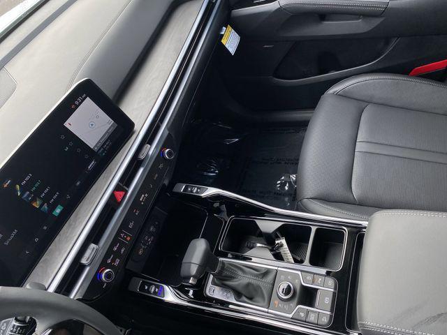 Photo of 2026 Glacial White Pearl Kia Sorento