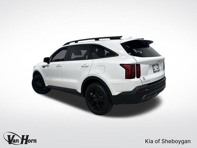 Photo of 2023 Glacial White Pearl Kia Sorento
