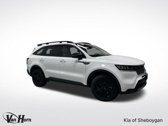 Photo of 2023 Glacial White Pearl Kia Sorento