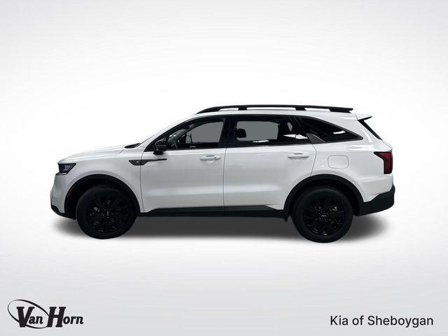 Photo of 2023 Glacial White Pearl Kia Sorento