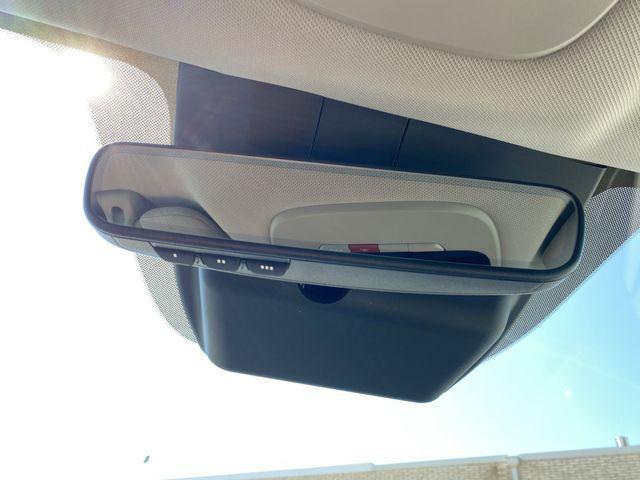 Photo of 2025 Jungle Green Kia Sorento