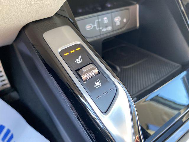 Photo of 2025 Jungle Green Kia Sorento