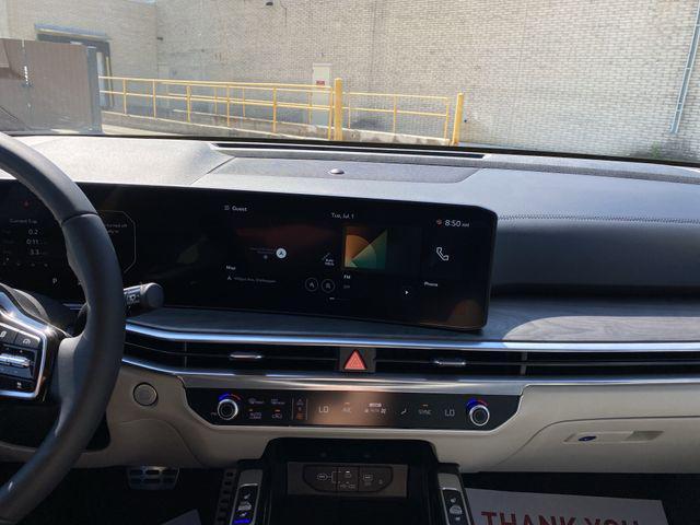 Photo of 2025 Jungle Green Kia Sorento