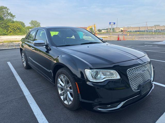 2019 Chrysler 300
