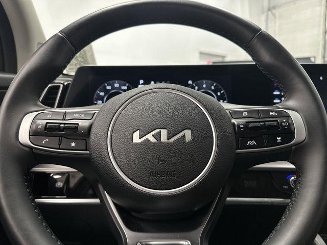 Photo of 2023 Dawning Red Kia Sportage
