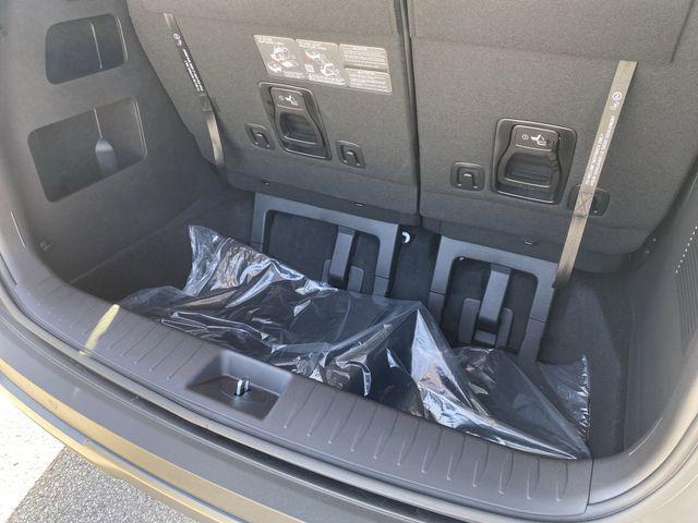 Photo of 2026 Snow White Pearl Kia Carnival Hybrid
