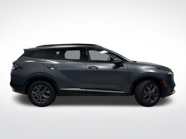 Photo of 2023 Shadow Matte Gray Kia Sportage Hybrid