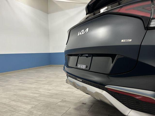 Photo of 2023 Shadow Matte Gray Kia Sportage Hybrid