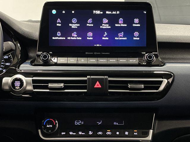 Photo of 2023 Gravity Gray Kia Seltos