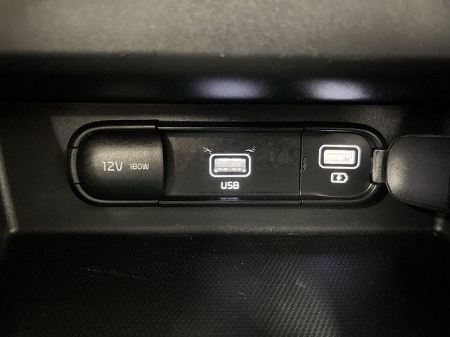 Photo of 2023 Gravity Gray Kia Seltos