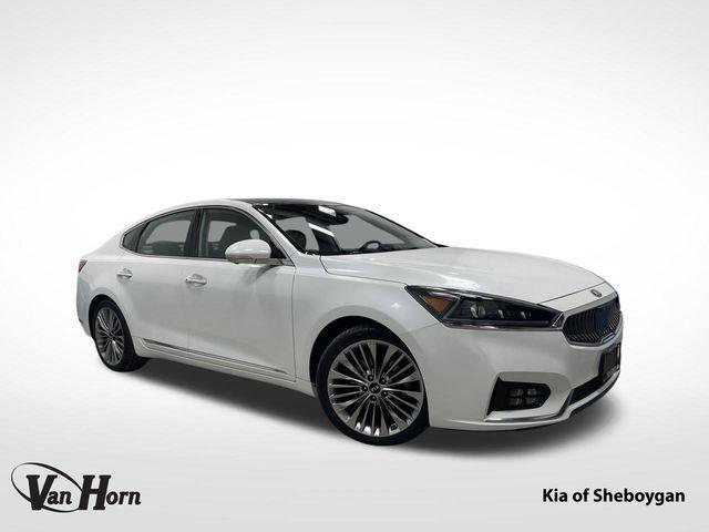 2017 Kia Cadenza