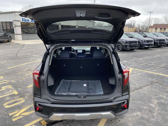 Photo of 2025 Fusion Black Kia Seltos