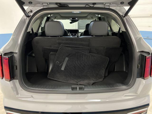 Photo of 2023 Wolf Gray Kia Sorento