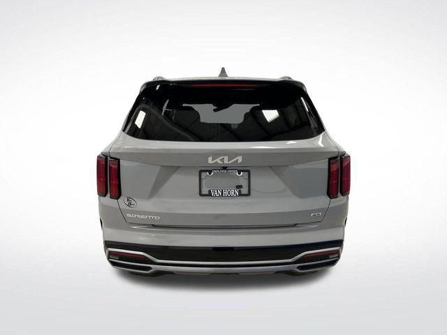 Photo of 2023 Wolf Gray Kia Sorento