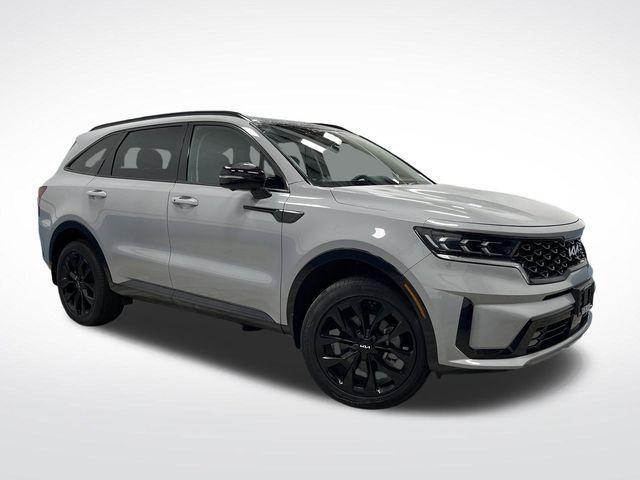 Photo of 2023 Wolf Gray Kia Sorento