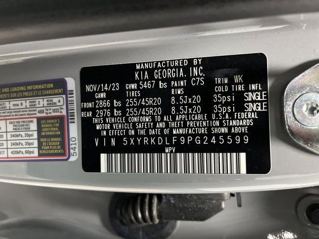 Photo of 2023 Wolf Gray Kia Sorento