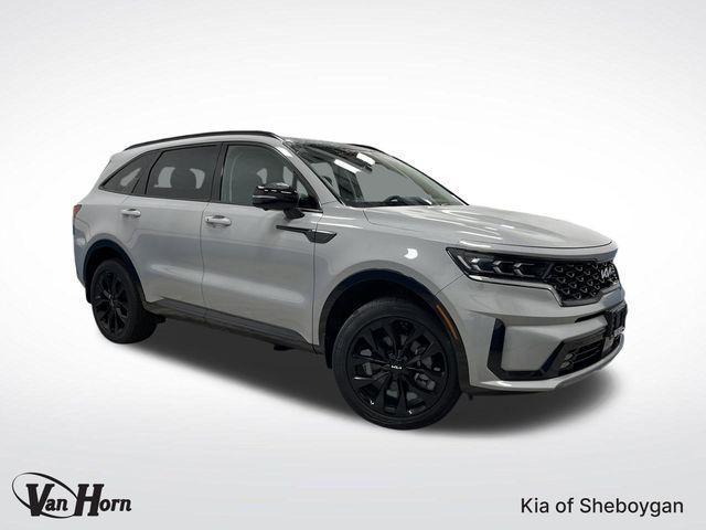 Photo of 2023 Wolf Gray Kia Sorento