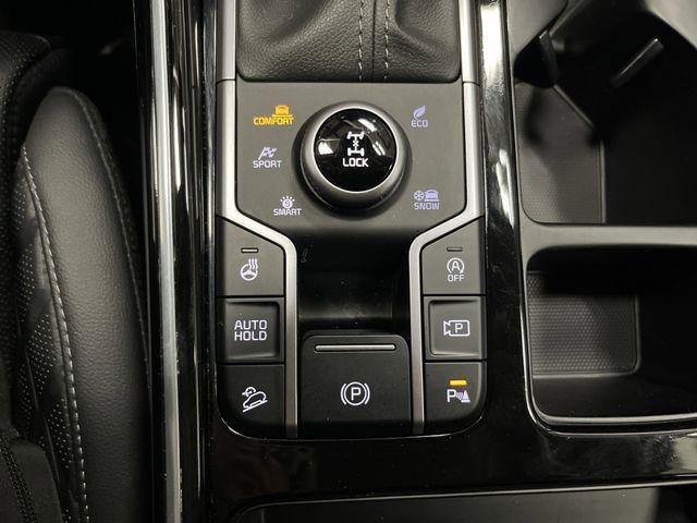 Photo of 2023 Wolf Gray Kia Sorento