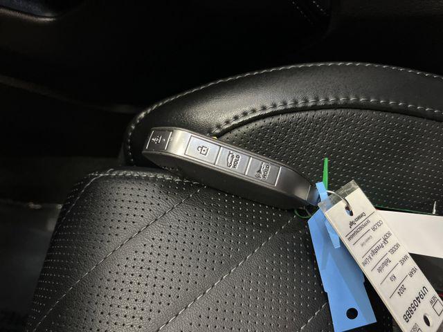 Photo of 2024 Gravity Gray Kia Telluride