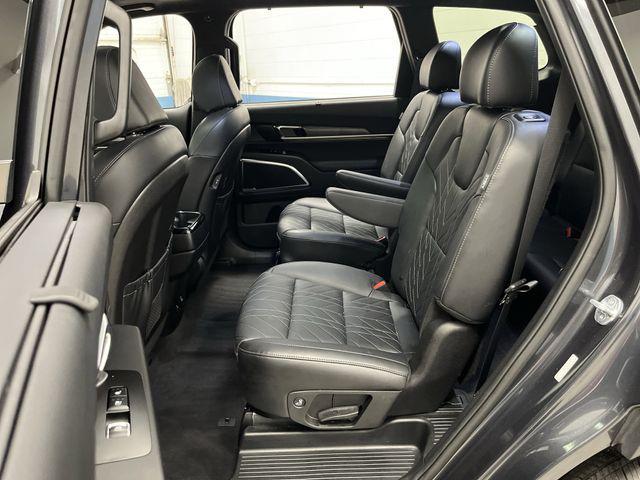Photo of 2024 Gravity Gray Kia Telluride