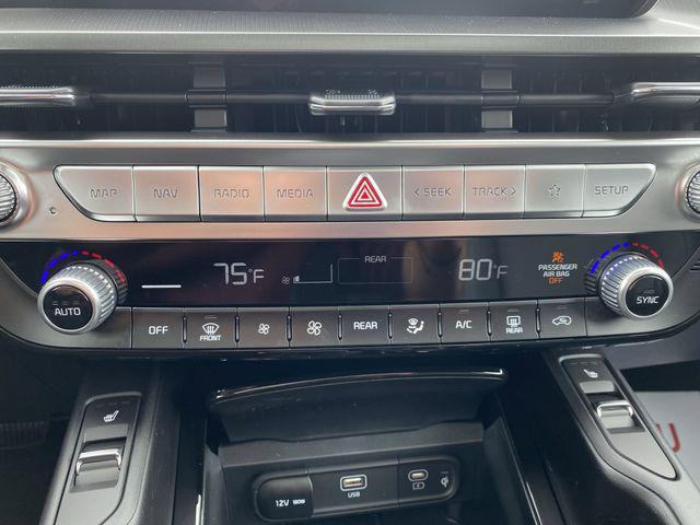 Photo of 2025 Ebony Black Kia Telluride