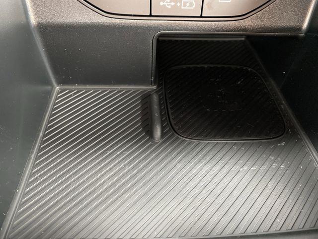 Photo of 2025 Ebony Black Kia Sorento