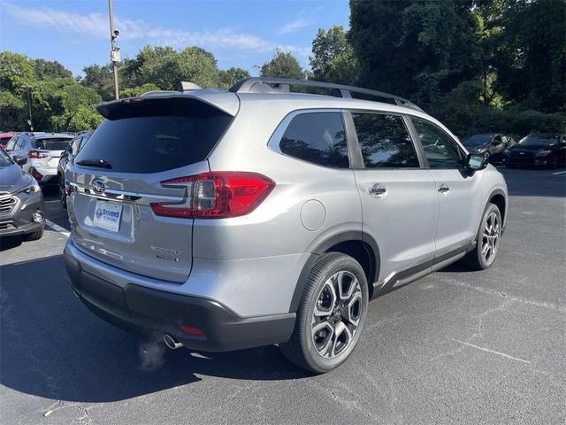 Photo of 2025 Ice Silver Metallic Subaru Ascent