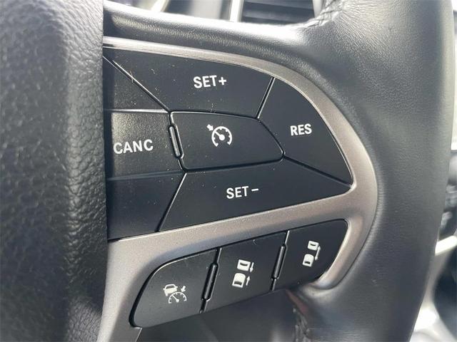 Photo of 2020 Diamond Black Jeep Grand Cherokee